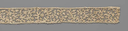 Strook naaldkant met bloemenranken by anonymous, other, 1690-1699