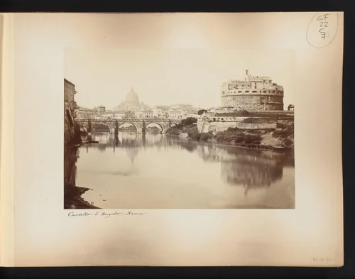Gezicht op de Engelenburcht, de Tiber en de Sint Pieter te Rome, Italië by anonymous, book, 1870-1890