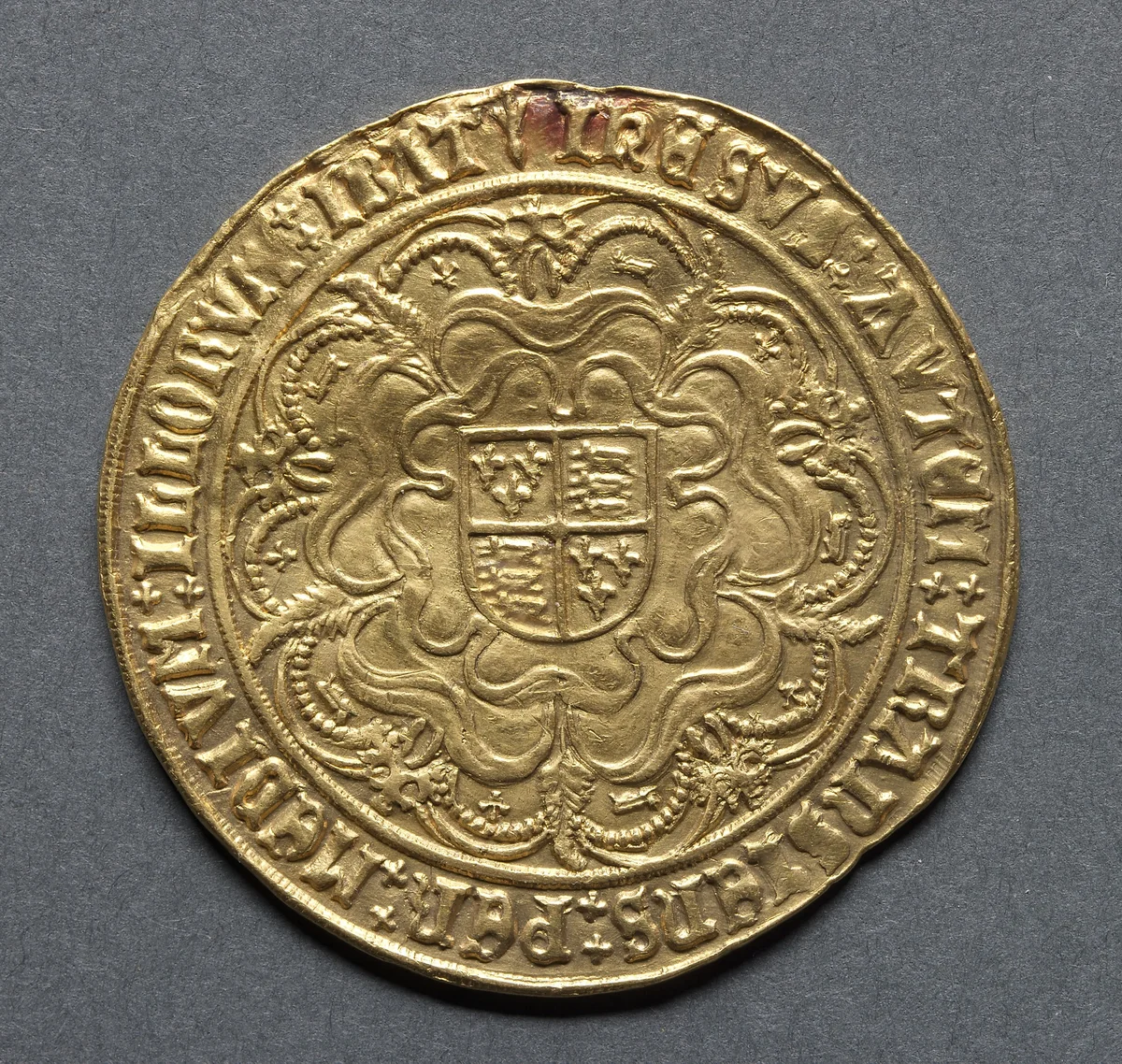 Sovereign: Royal Arms on Tudor Rose (reverse) by Unknown, metalwork, 1526-1544