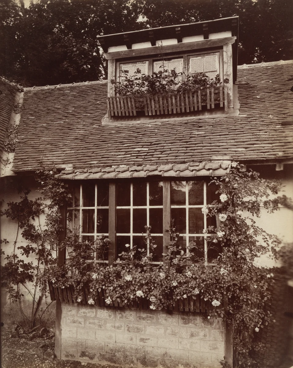 L'hay. Roseraie by Eugène Atget, photograph, 1922