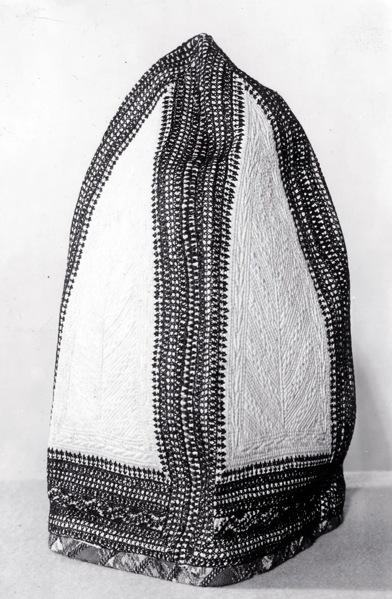 Cap by India, textile, 1801-1900