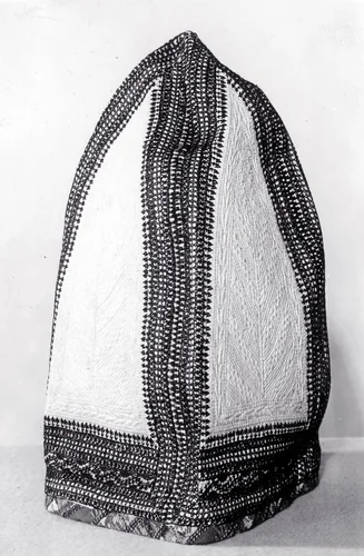 Cap by India, textile, 1801-1900