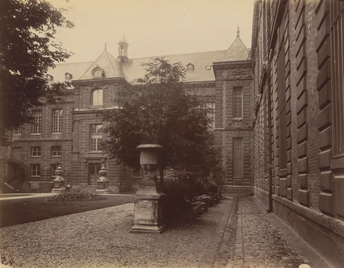 Bibliothèque nationale by Eugène Atget, photograph, 1902