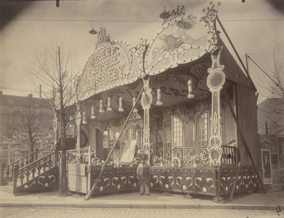 Fête de la Villette by Eugène Atget, photograph, 1925