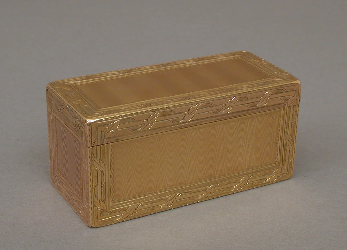 Snuffbox by Claude Héricourt, metalwork, 1768-1769