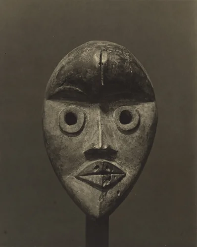Face Mask (Gunye Ge), Dan style, Côte d’Ivoire by Charles Sheeler, photograph, 1923