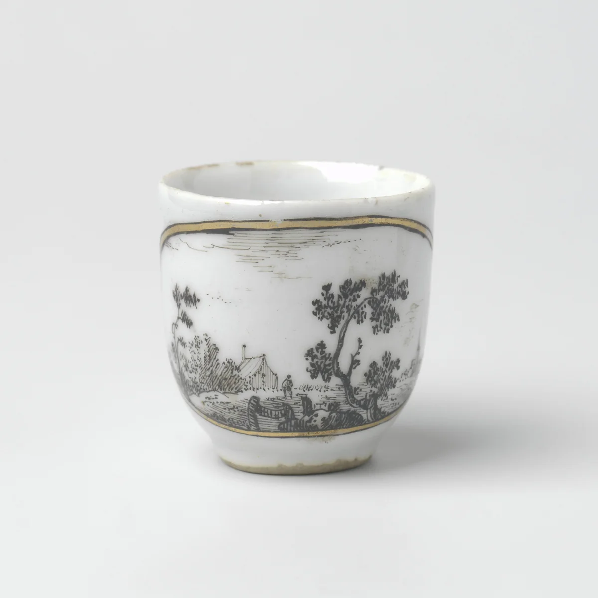 Cup with handle with European landschape in a medallion by anonymous, other, 1745-1760