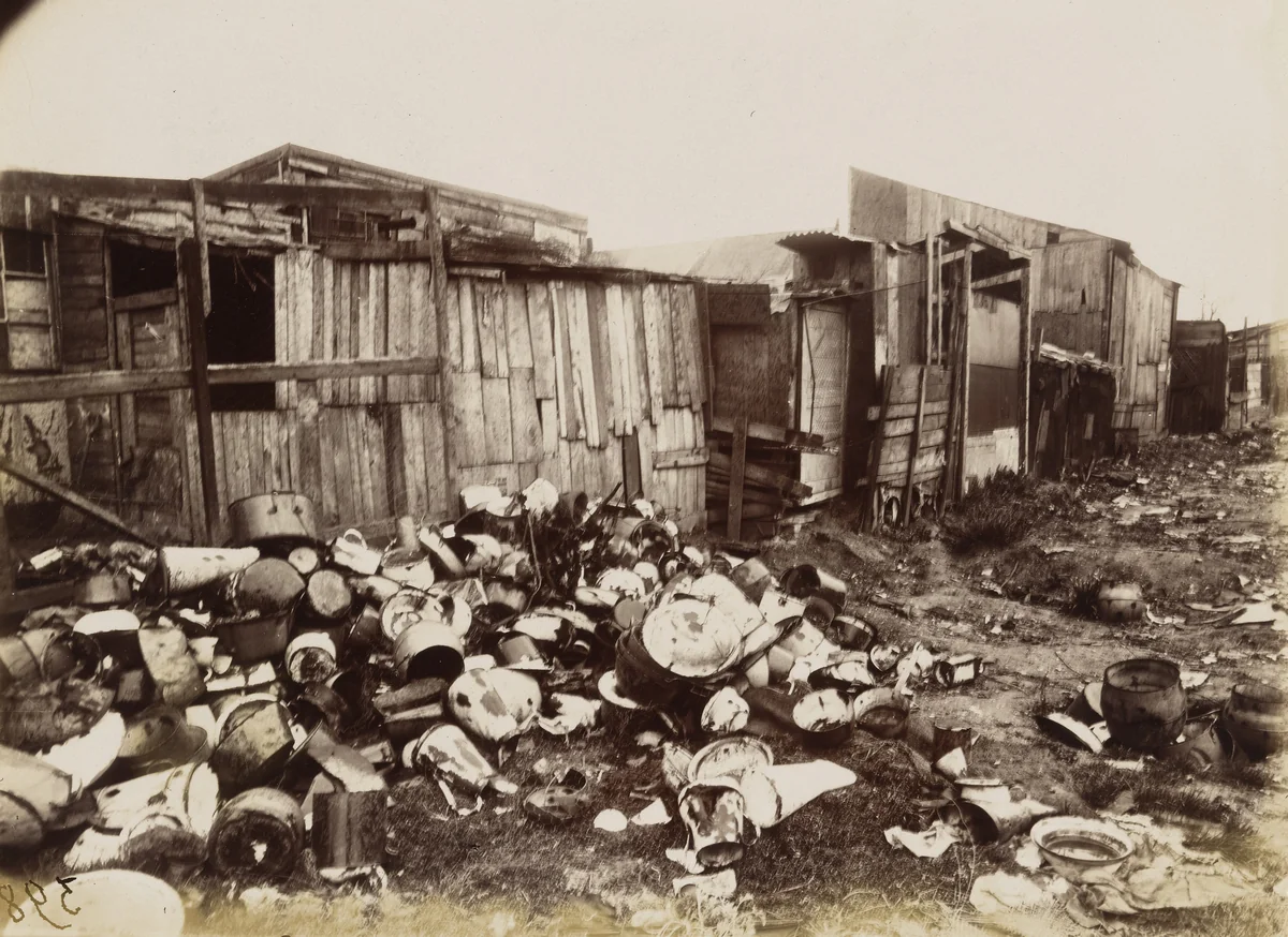 Porte d'Italie by Eugène Atget, photograph, 1912