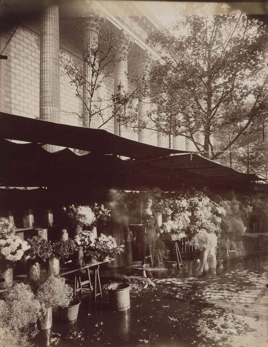 Marché de La Madeleine by Eugène Atget, photograph, 1926