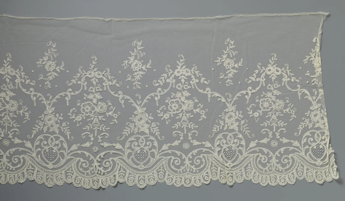 Japonstrook van applicatiekant met gezwenkte poortboogjes by anonymous, other, 1850