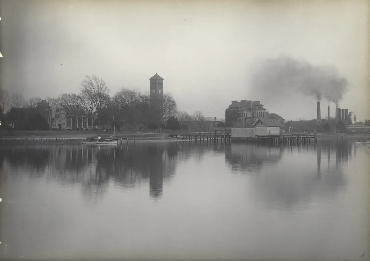 Southern Water-Front by Frances Benjamin Johnston, photograph, 1899