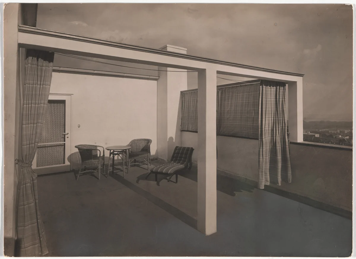 Single Family House, Weissenhofsiedlung, Stuttgart, Germany by Hans Poelzig, architecture, 1927