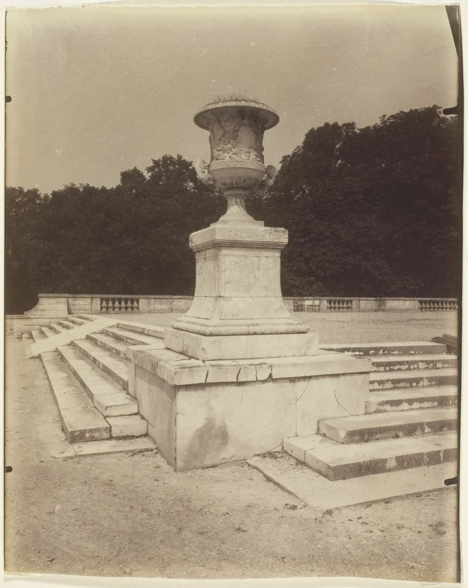 Versailles, Le Parc by Jean-Eugène-Auguste Atget, photograph, 1905