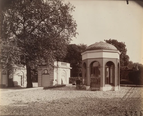 Château de Bagatelle by Eugène Atget, photograph, 1922