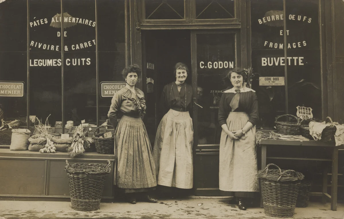 Épicerie C. Godon, Paris by Unidentified Photographer, photograph, 1911