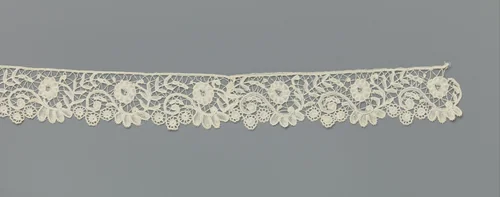 Strook kloskant met s-ranken by anonymous, other, 1875-1899