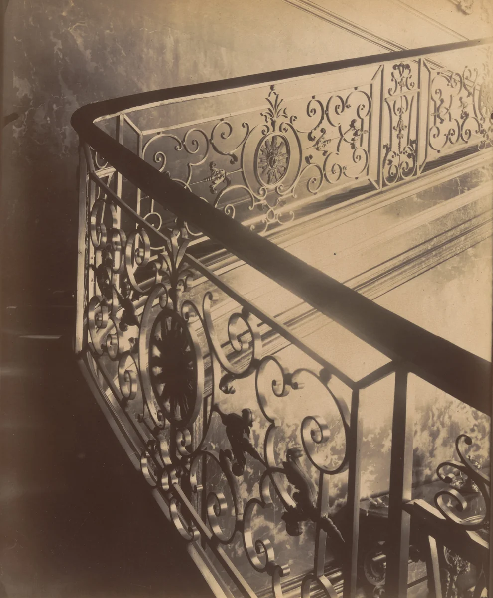 Ambassade d'Autriche, 57 rue de Varenne by Eugène Atget, photograph, 1905