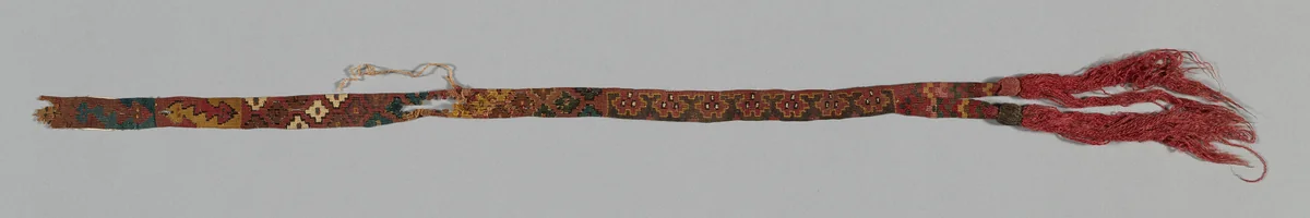 Fragment (Band) by Moche-Wari, textile, 500-1000