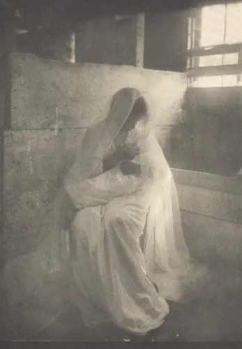 The Manger by Gertrude Käsebier, photograph, 1895-1905