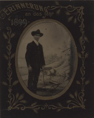 Studio portrait of Edward Steichen by Unidentified Photographer, photograph, 1901