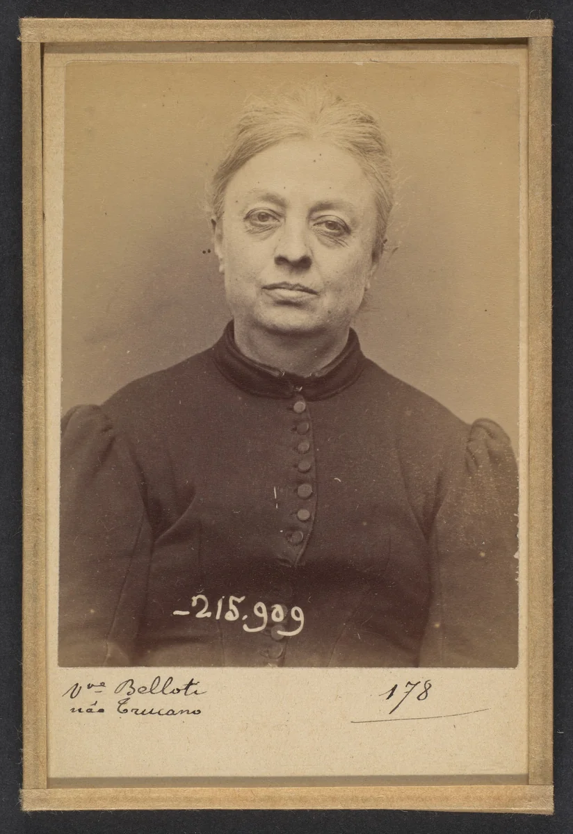 Trucano. Victorine (veuve Belloti). 54 ans, né à St Maurier (Italie). Chapelier. Vol anarchiste. 19/3/94. by Alphonse Bertillon, photograph, 1894