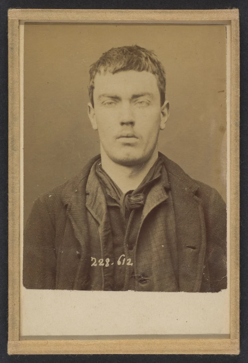 Rossi. Guillaume. 20 ans, né le 8/3/71 à Biel (Italie). Serrurier. Vagabondage. 15/1/95. by Alphonse Bertillon, photograph, 1895