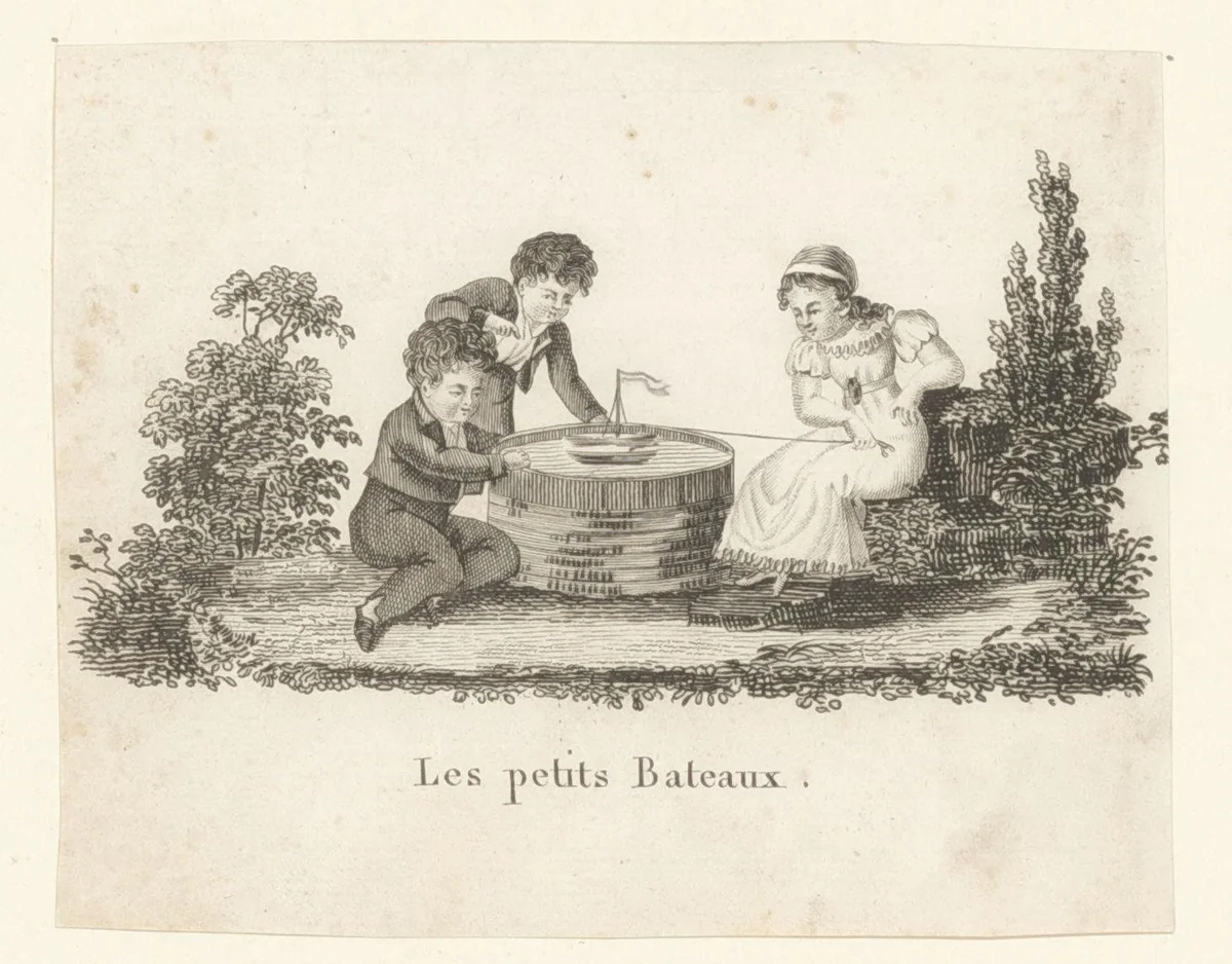 Drie kinderen spelen met kleine zeilboot by anonymous, print, 1800-1899