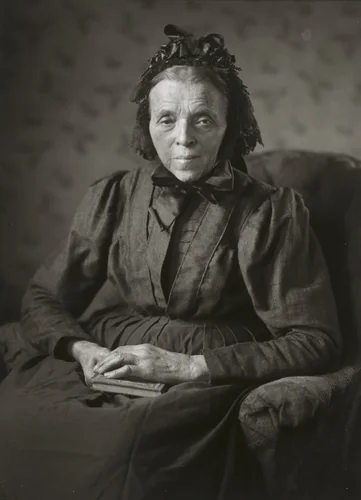 The Woman of Progressive Intellect (Intellectual) by August Sander, photograph, 1914