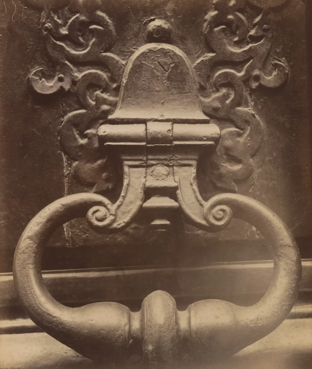 30 Rue des Francs-Bourgeois by Eugène Atget, photograph, 1908