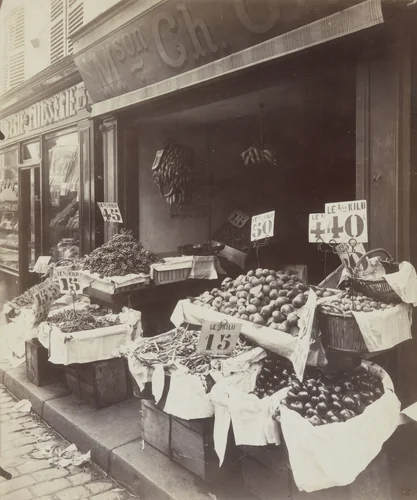 124 Rue Mouffetard by Eugène Atget, photograph, 1910