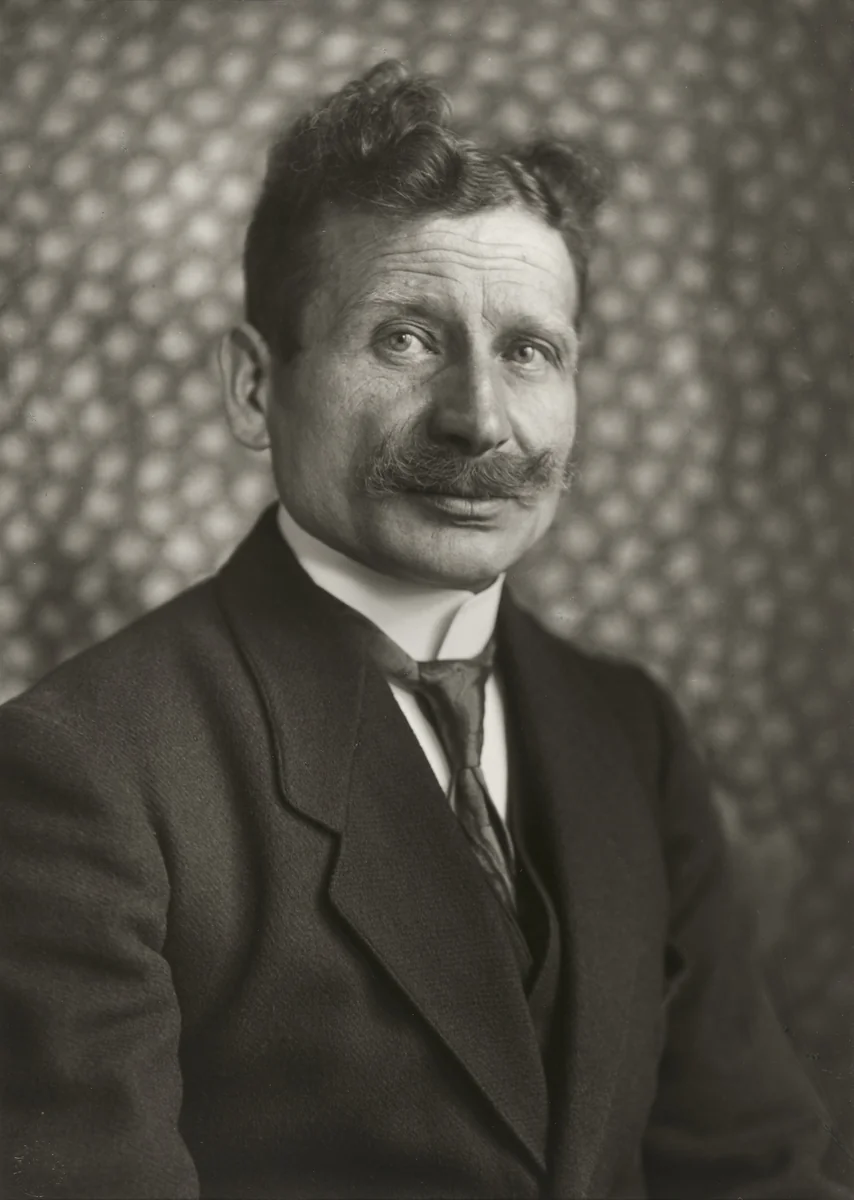 Master Housepainter by August Sander, photograph, 1920
