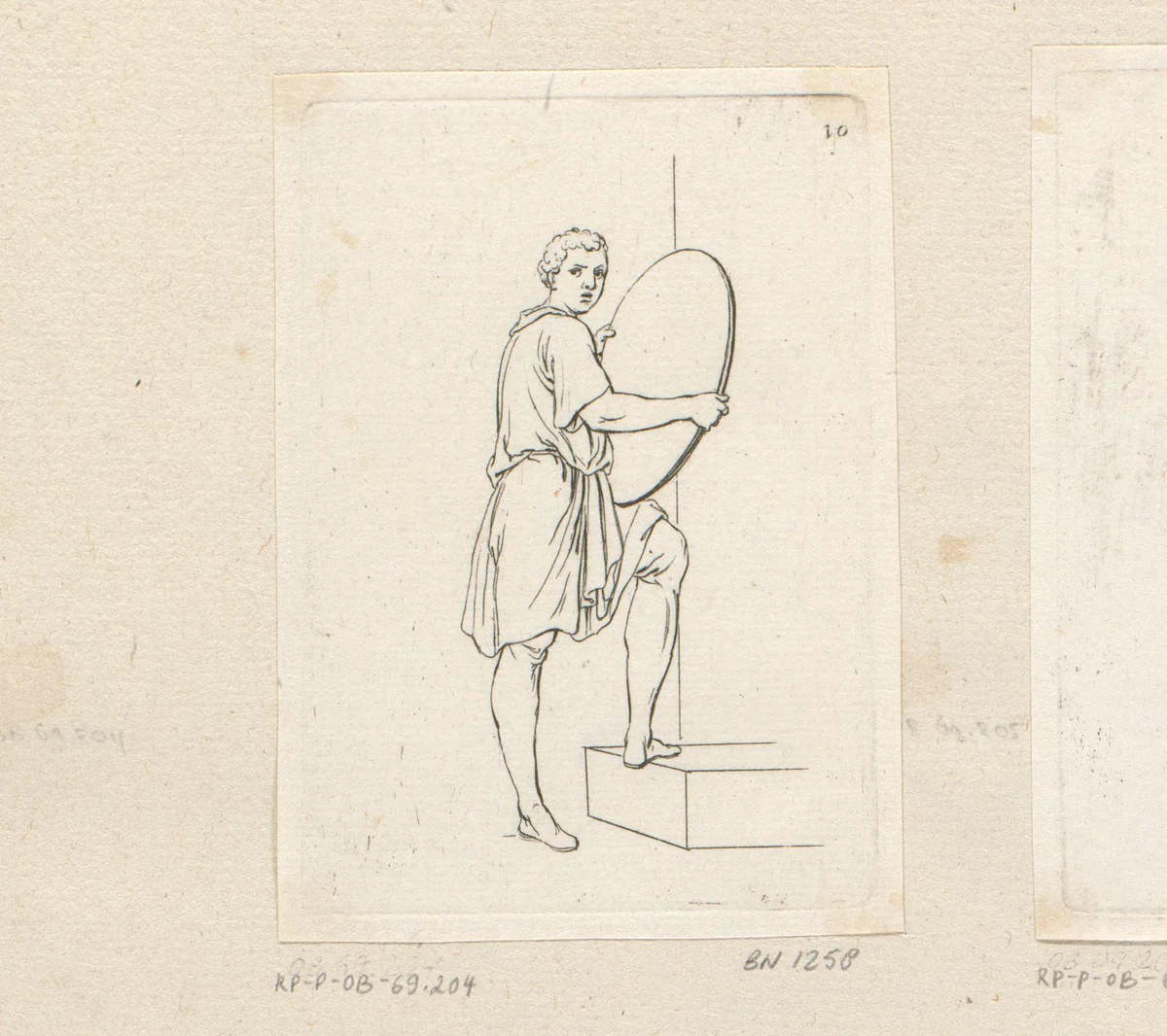 Staande man met voet op tree en schild in zijn handen by Sébastien Leclerc, print, 1706