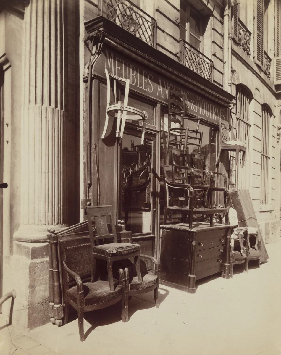 Brocanteur. 42 Rue du Cherche-Midi by Eugène Atget, photograph, 1912
