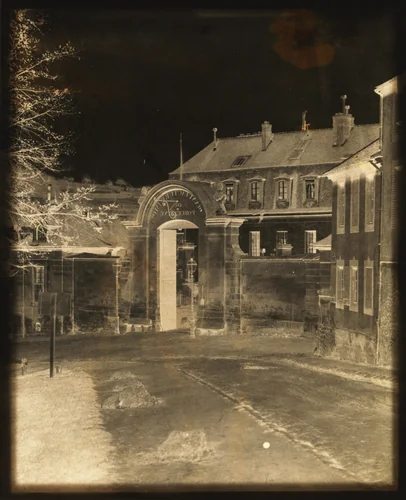 Doorway to Sèvres Factory by Louis-Rémy Robert, photograph, 1847-1857