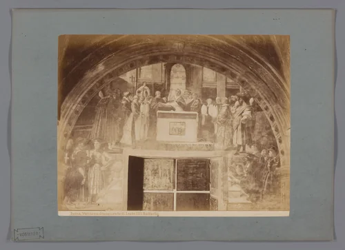 Fotoreproductie van het fresco De rechtvaardiging van Leo III door Rafaël in de Stanza dell'Incendio, Vaticaanstad by anonymous, photograph, 1851-1900