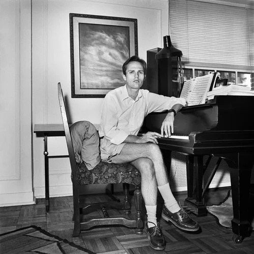 New York by Rosalind Solomon, photograph, 1987-1988