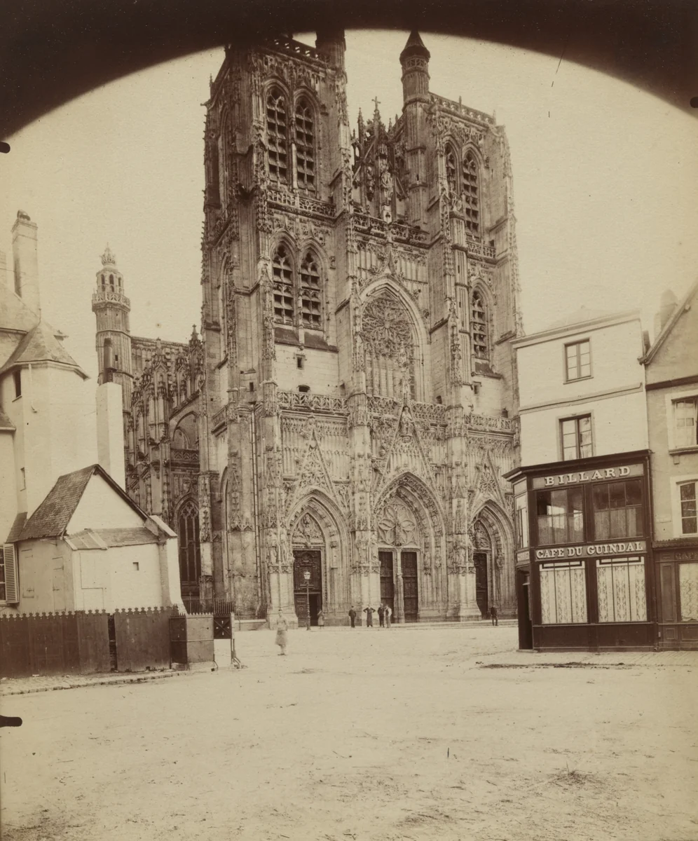 Abbeville by Eugène Atget, photograph, 1900