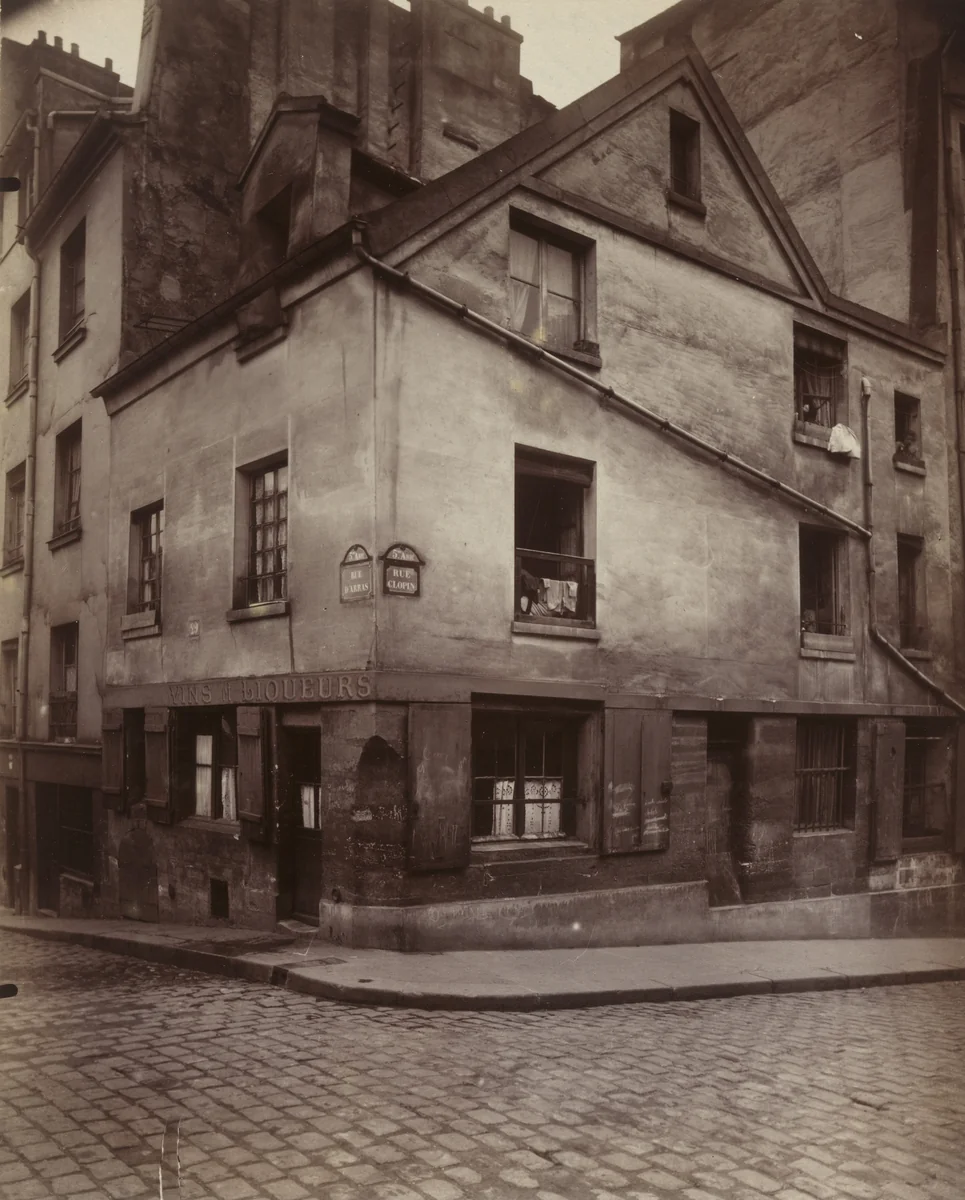 Vielle Maison Rue Clopin by Eugène Atget, photograph, 1923