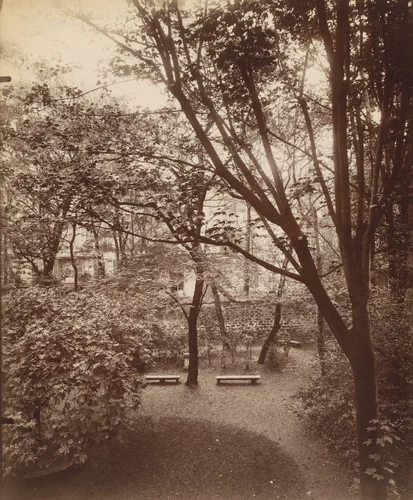 29 Rue Saint-Guillaume by Eugène Atget, photograph, 1922