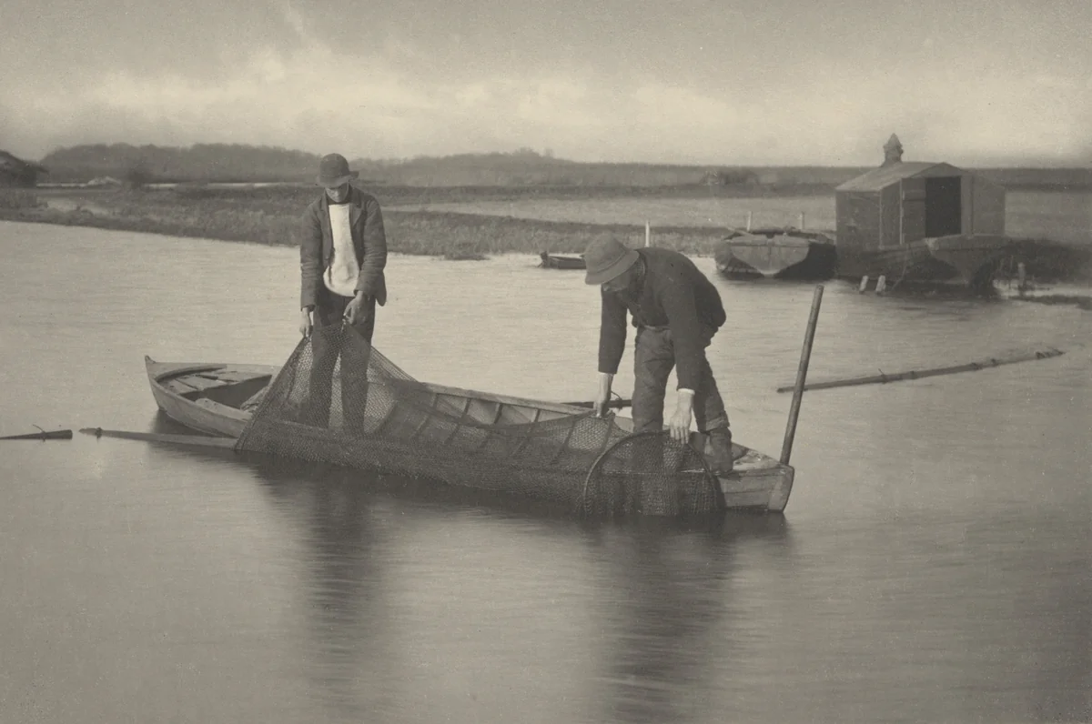 Taking Up the Eel-Net by T. F. Goodall, Peter Henry Emerson, photograph, 1886