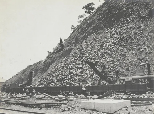 Balboa Terminal. Sosa Hill Quarry. Steam shovels working in heavy rock by Unidentified Photographer, photograph, 1915