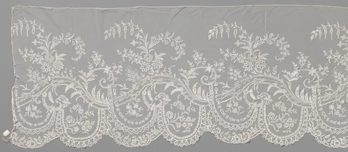 Japonstrook van applicatiekant met golvende rank en klokjesbloemtakken by anonymous, other, 1835-1849