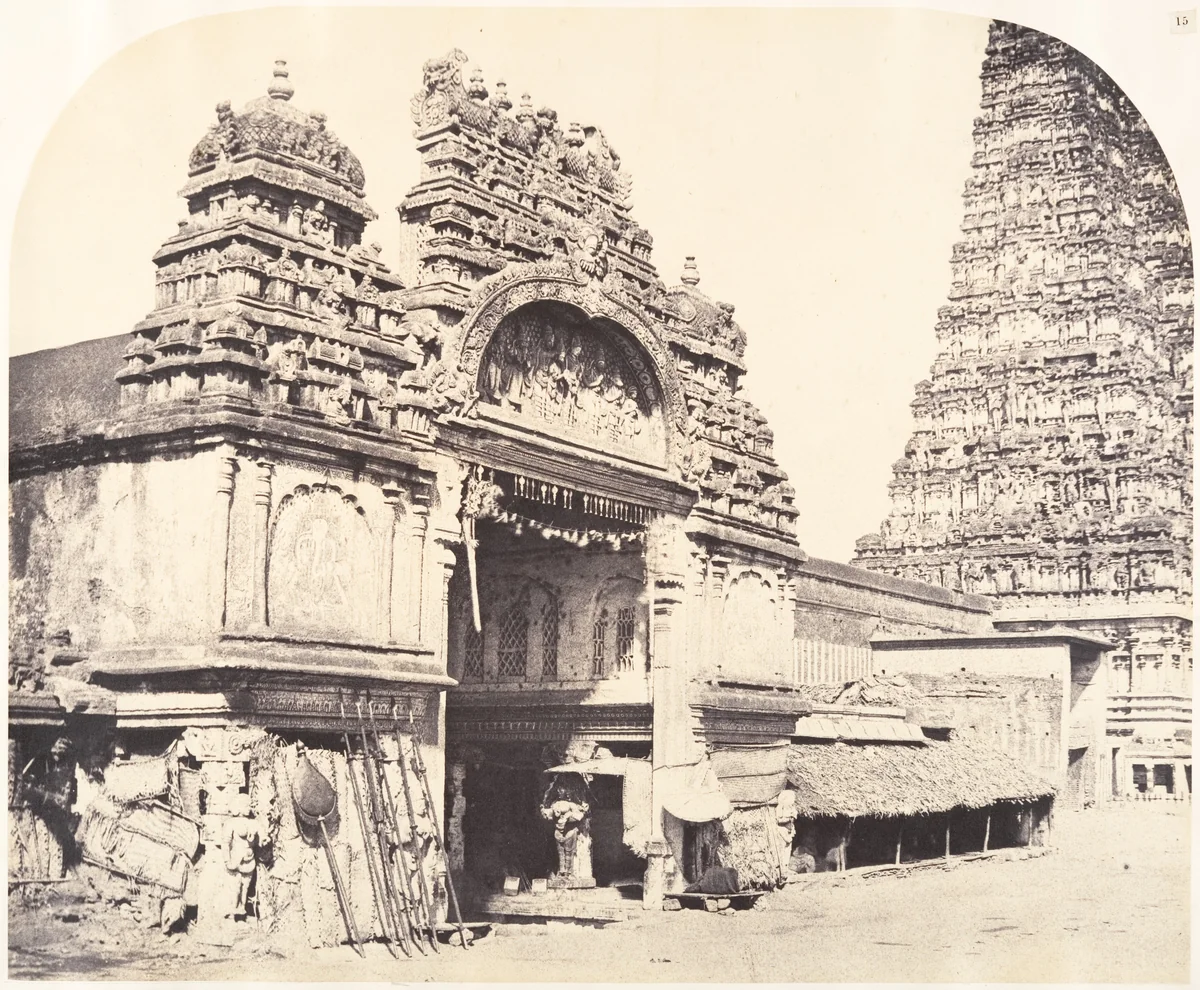 Entrance to the Temple of Minakshi in the Great Pagoda by Linnaeus Tripe, photograph, 1858
