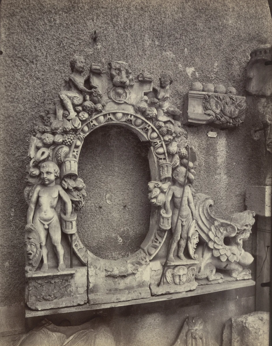 Étampes. Maison de Diane de Poitiers by Eugène Atget, photograph, 1907