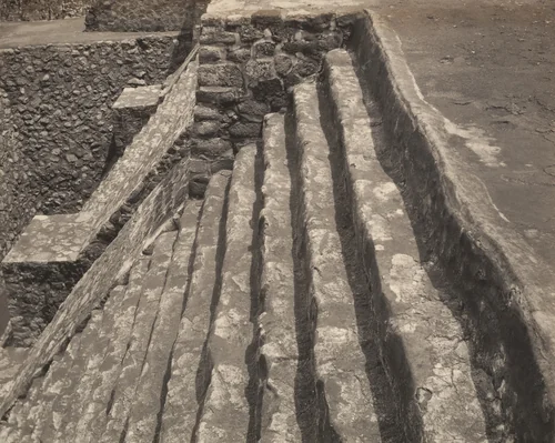Pirámide de Cuernavaca by Edward Weston, photograph, 1924