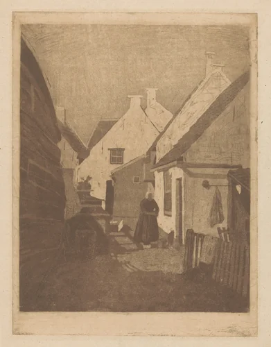 Vrouw in klederdracht in volksbuurt by Johannes Josephus Aarts, print, 1881-1934