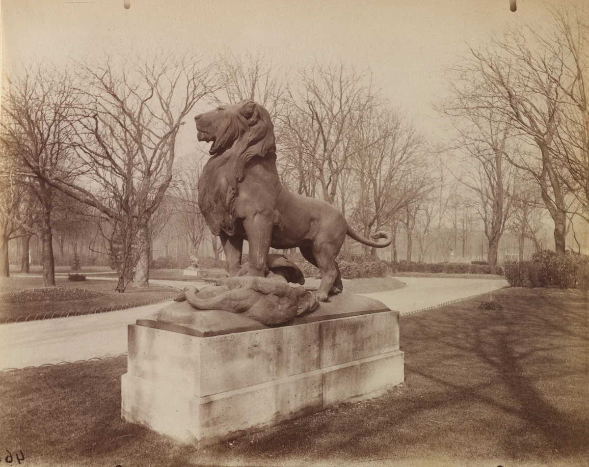 Jardin Luxembourg. Lion de Cain by Eugène Atget, photograph, 1902