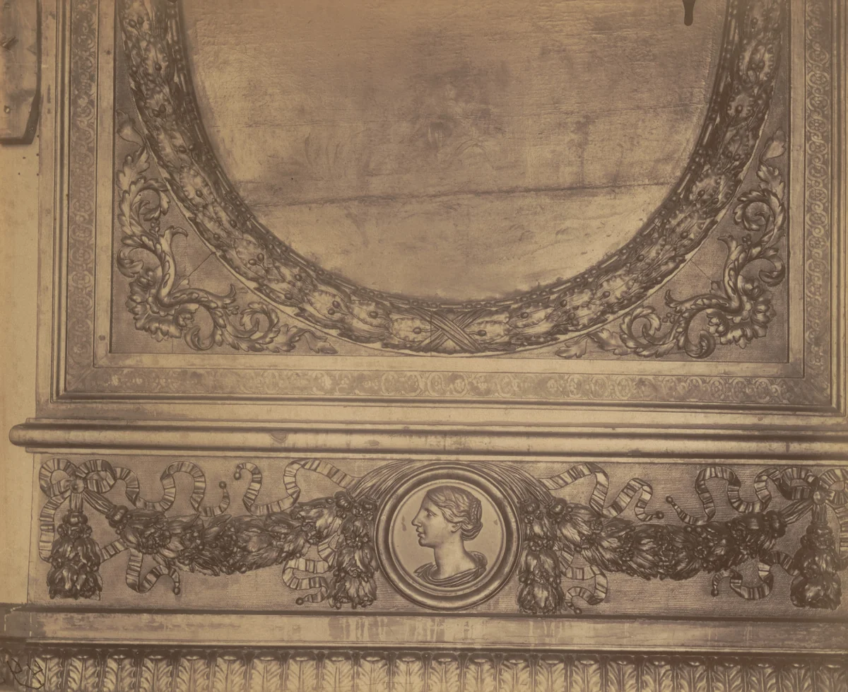 Hôtel de Lauzun, quai d'Anjou by Eugène Atget, photograph, 1905