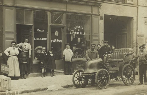 Magasin de cycles & automobiles, A. Géraud, 41, rue de Paris, Photo G. Blanc, Maisons-Laffitte by Unidentified Photographer, photograph, 1905