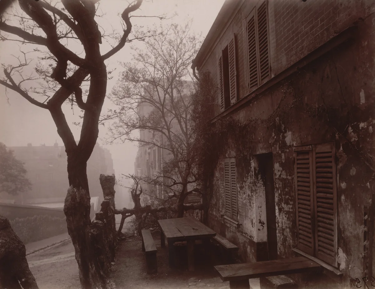 Rue des Saules, Auberge du Lapin Agile by Eugène Atget, photograph, 1926